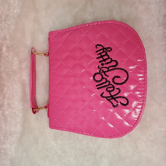 Hello Kitty Dark Pink Quilted Crossbody Bag NWT - Picture 2 of 4